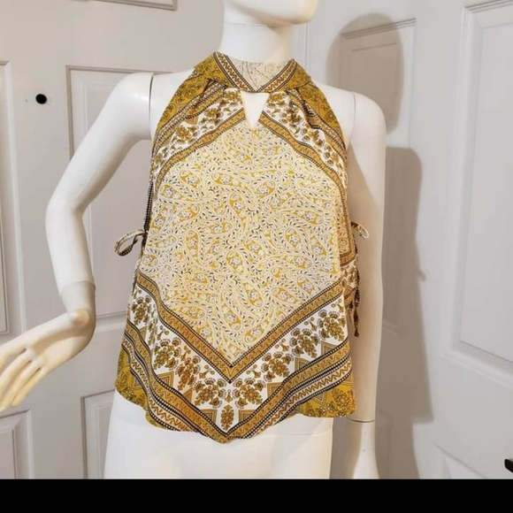 Milk & Honey size Medium  Handkerchief style - Picture 1 of 7